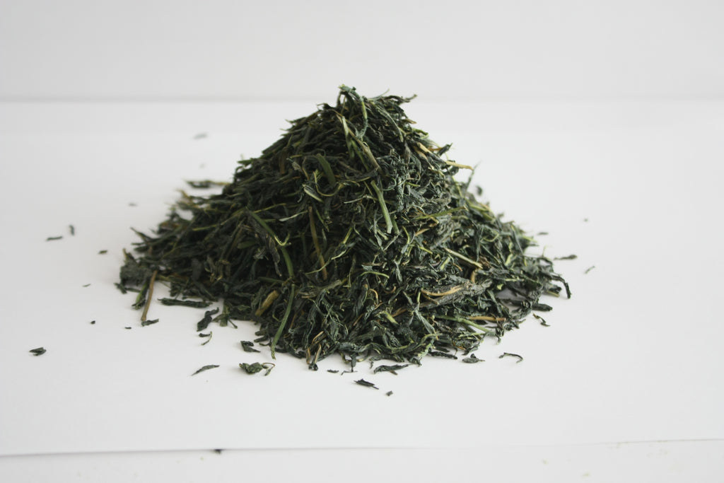 Dried Japanese mulberry leaves used to make Kuwa Matcha powder